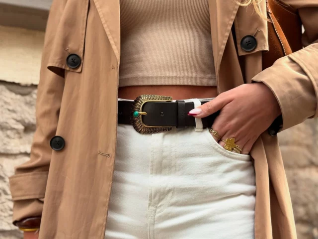 ☀️ Zoom sur JUNE, notre ceinture coup de cœur… et bonne nouvelle : elle est en soldes dès aujourd’hui !

Le premier jour des soldes est lancé sur madeinced.fr, avec jusqu’à -30% sur une sélection de modèles ✨

C’est le moment parfait pour craquer !

📍Rendez-vous vite sur madeinced.fr (lien dans la bio)

À bientôt,
L’équipe Made in Ced ♡ 

#MadeInCed #CeintureJune #SoldesÉté #LookDuJour #Soldes2025 #AccessoiresDeMode